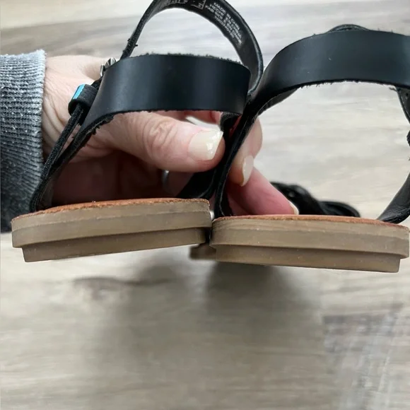 TOMS Black Lexie Strappy Sandals, Size 7.5 - Picture 10 of 12